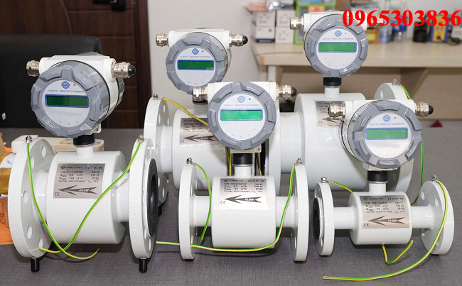 Đồng hồ đo lưu lượng nước điện tử DN40 Hàn Quốc - Đài Loan